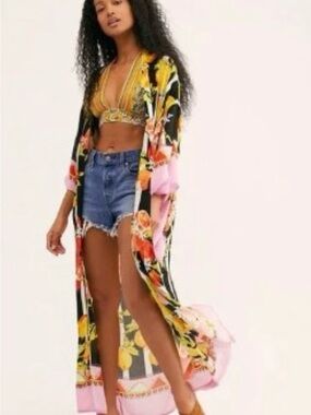 FREE PEOPLE LIMITED Edition Ciao Bella  Black & Pink Kimono